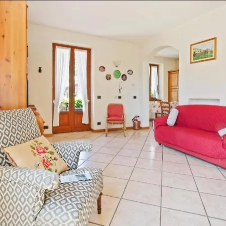Casa Toni Feriehus Pianello Del Lario