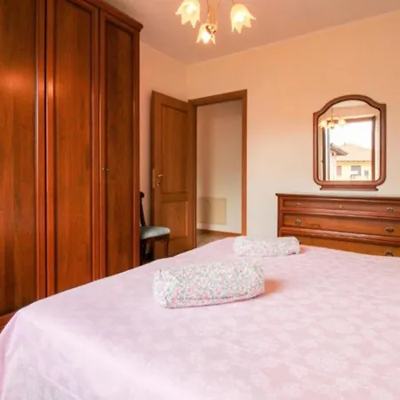 Casa Toni Feriehus Pianello Del Lario