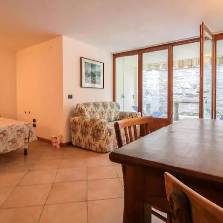 Casa Toni Feriehus Pianello Del Lario